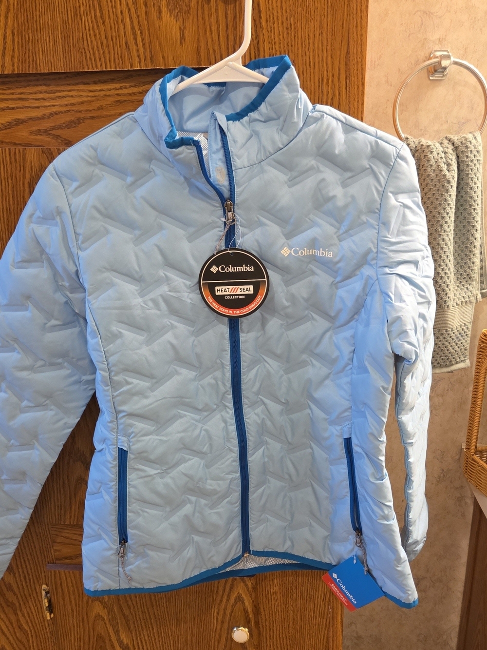 Columbia Women's Light Blue Insulated Jacket